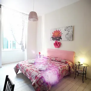 https://domus-armenio.hotels-amalfi.com