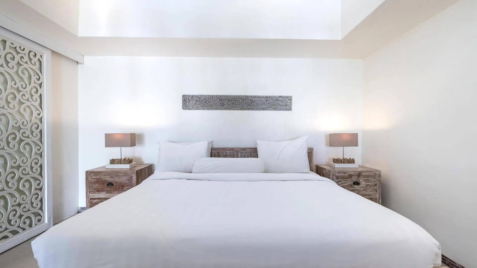 Villa Oberoi 2 Bedrooms Seminyak