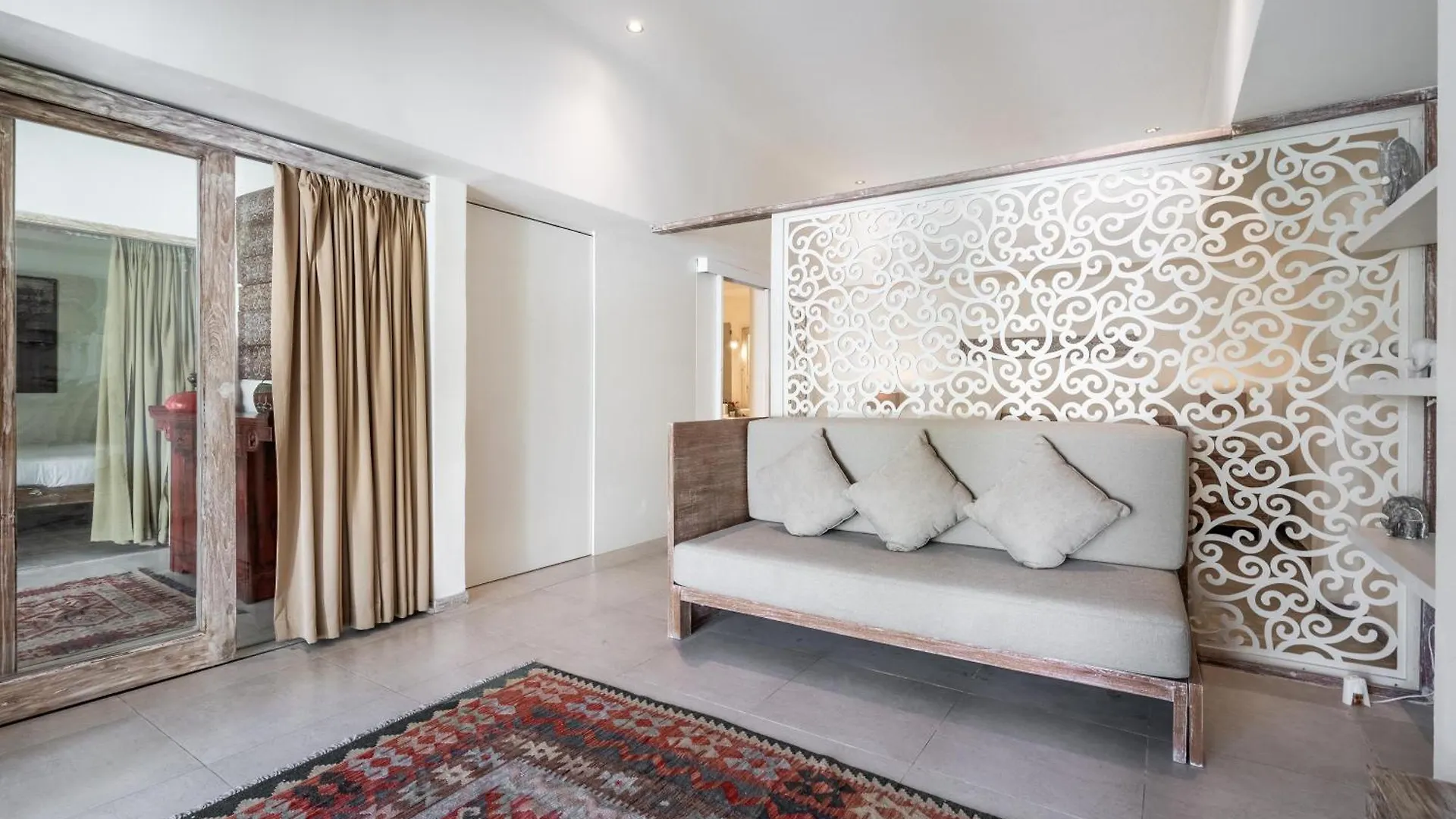 Villa Oberoi 2 Bedrooms Seminyak