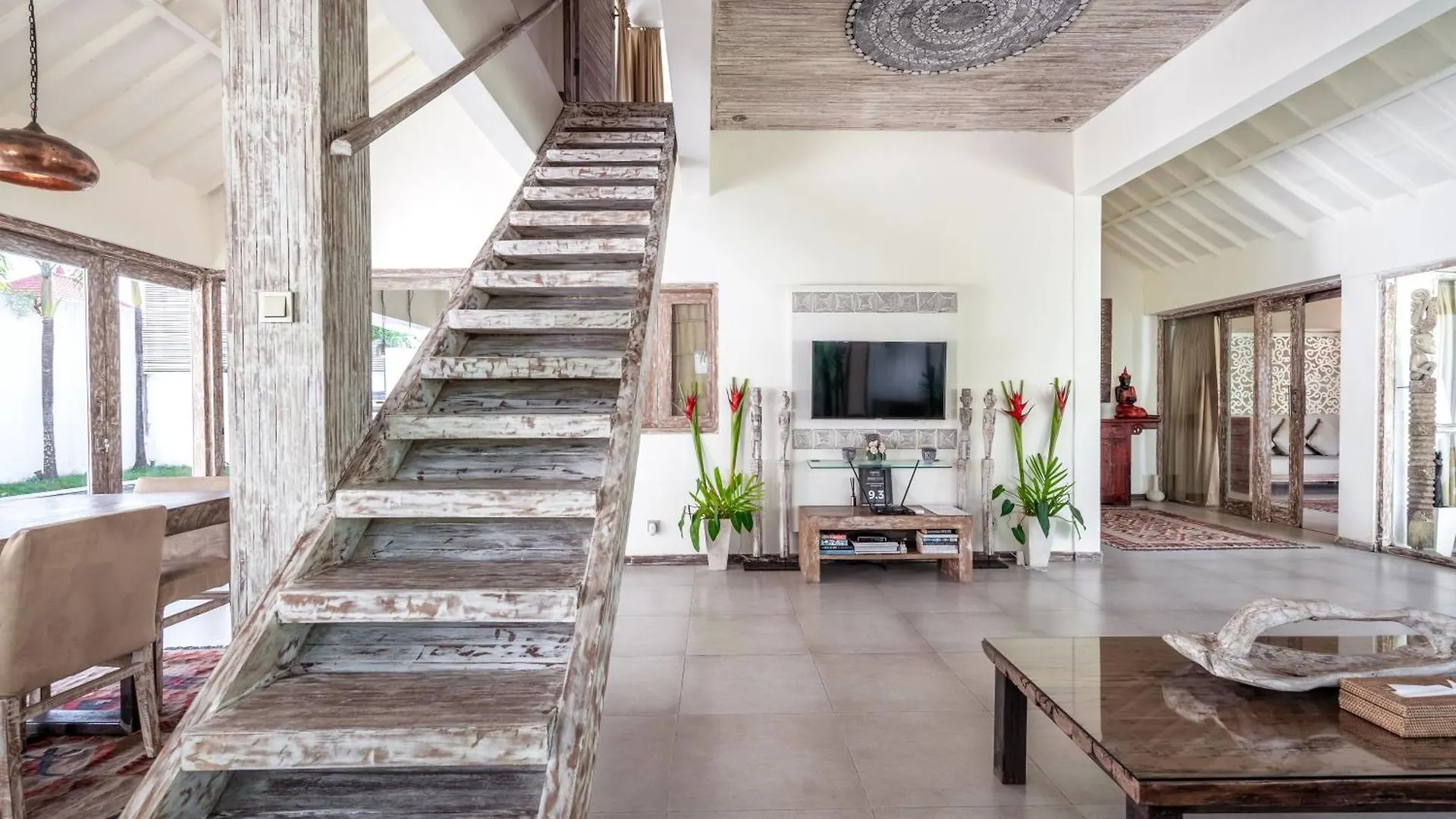 Villa Oberoi 2 Bedrooms Seminyak  Indonesia