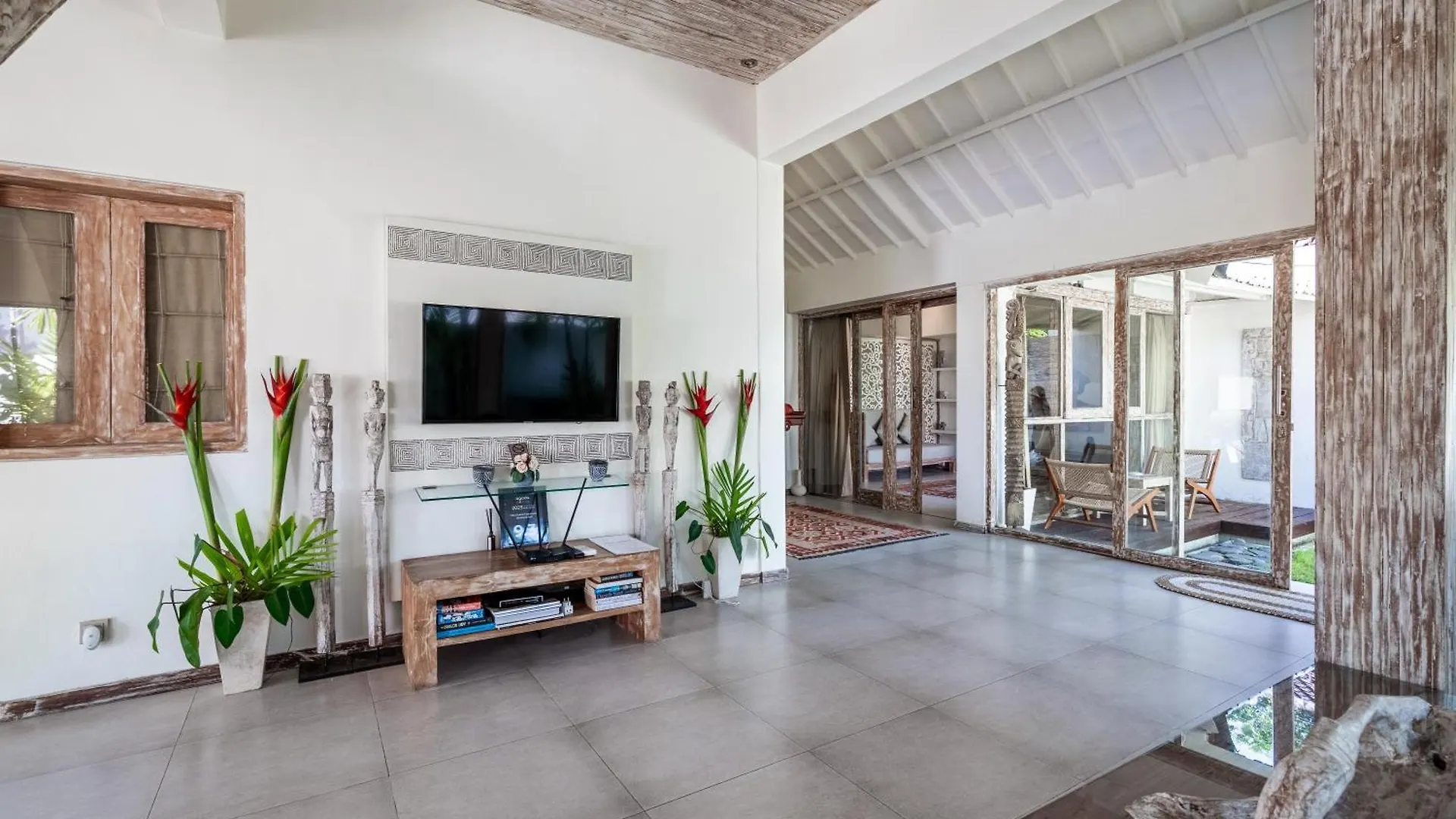 Villa Oberoi 2 Bedrooms Seminyak  Seminyak (Bali)